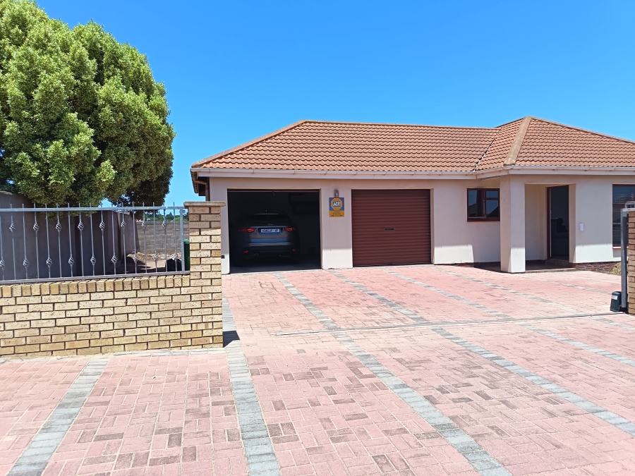 3 Bedroom Property for Sale in Vredenburg Western Cape